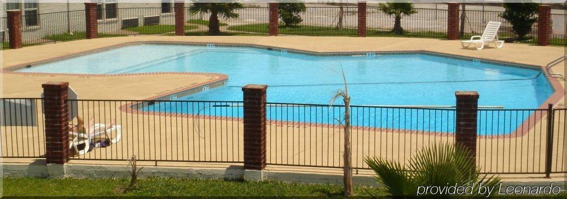 Bays Inn And Suites בייטאון מראה חיצוני תמונה